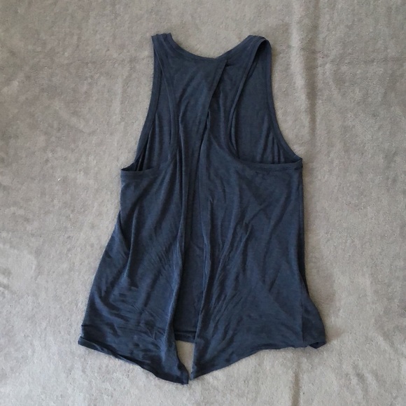 Gap GapFIT Breathe Blue Open Back Workout Tank XS - Picture 4 of 4